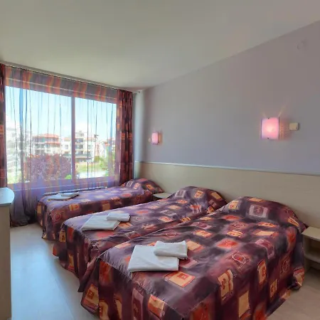 Hotel Fantastiko Ravda Hotel *